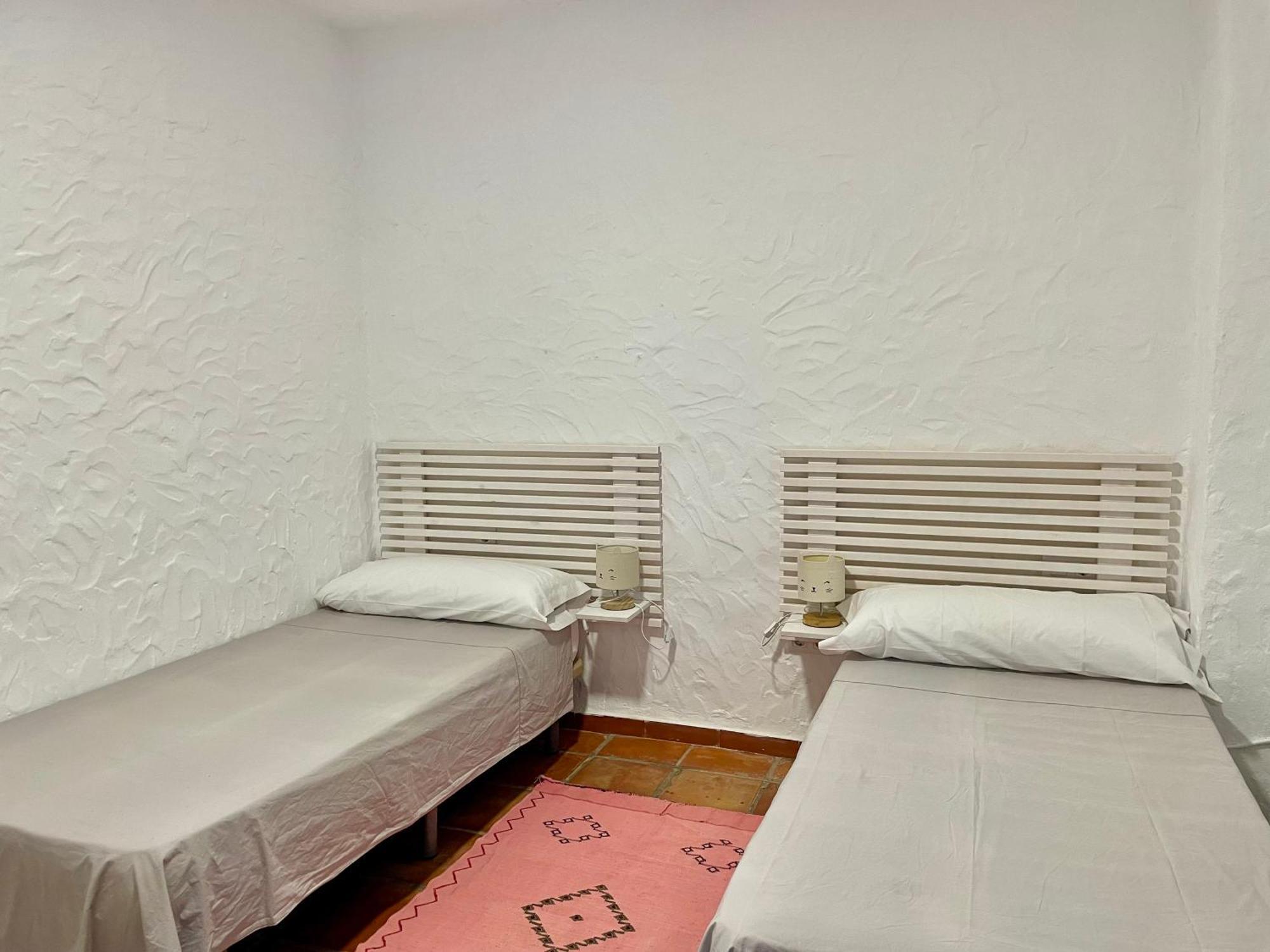 Chalet Con Piscina Privada En Bolonia Tarifa Eksteriør billede